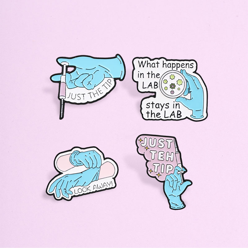 What Happens In The Lab Enamel - Medical Lab Humor recension och pris